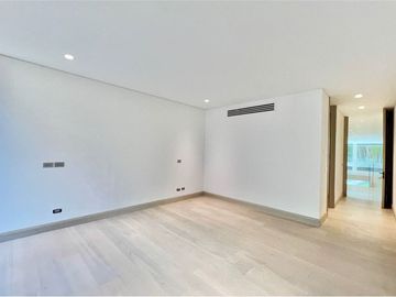 EXCLUSIVO DÚPLEX CON JARDÍN, PISCINA EN SAN DAMIÁN