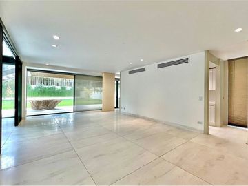 EXCLUSIVO DÚPLEX CON JARDÍN, PISCINA EN SAN DAMIÁN