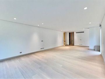 EXCLUSIVO DÚPLEX CON JARDÍN, PISCINA EN SAN DAMIÁN