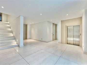 EXCLUSIVO DÚPLEX CON JARDÍN, PISCINA EN SAN DAMIÁN
