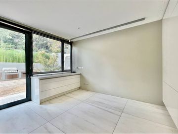 EXCLUSIVO DÚPLEX CON JARDÍN, PISCINA EN SAN DAMIÁN