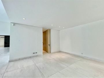 EXCLUSIVO DÚPLEX CON JARDÍN, PISCINA EN SAN DAMIÁN