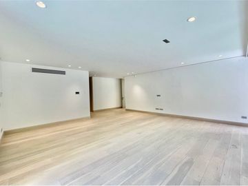 EXCLUSIVO DÚPLEX CON JARDÍN, PISCINA EN SAN DAMIÁN