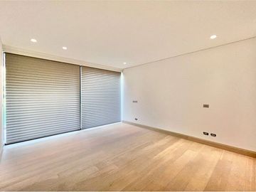 EXCLUSIVO DÚPLEX CON JARDÍN, PISCINA EN SAN DAMIÁN