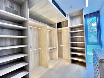 EXCLUSIVO DÚPLEX CON JARDÍN, PISCINA EN SAN DAMIÁN