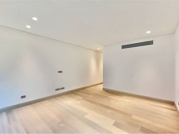 EXCLUSIVO DÚPLEX CON JARDÍN, PISCINA EN SAN DAMIÁN