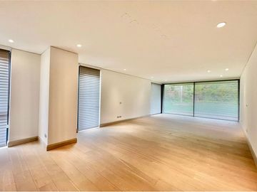 EXCLUSIVO DÚPLEX CON JARDÍN, PISCINA EN SAN DAMIÁN
