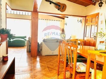 Casa  a pasos de la Playa Club Yates -Residencial