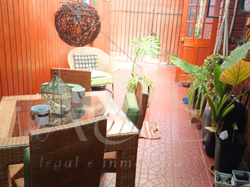 Casa en Venta en Entre Delia Oriente con Diego Portales