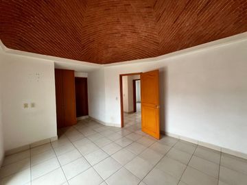 Casa en Venta en Campestre Bugambilias, SJR, Querétaro.