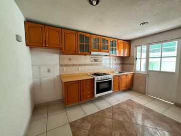 Casa en Venta en Campestre Bugambilias, SJR, Querétaro.