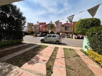 Casa en Venta en Campestre Bugambilias, SJR, Querétaro.