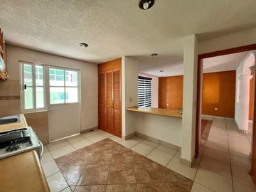 Casa en Venta en Campestre Bugambilias, SJR, Querétaro.