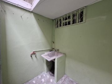 Venta casa Rentera Cdla. Abel Gilbert. 2 depart  y 1 suite (LC)