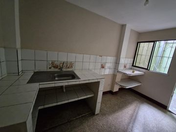 Venta casa Rentera Cdla. Abel Gilbert. 2 depart  y 1 suite (LC)