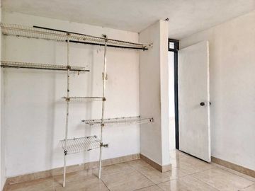 SE VENDE Apartamento Piso 5 (sin ascensor) en Chiminangos I / JV