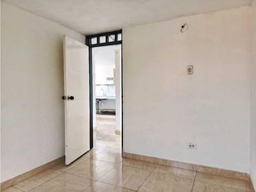 SE VENDE Apartamento Piso 5 (sin ascensor) en Chiminangos I / JV