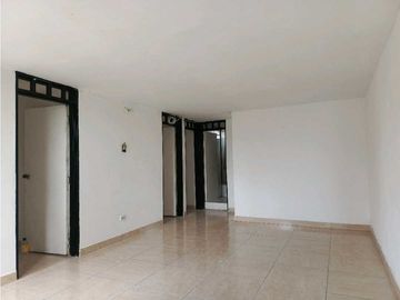 SE VENDE Apartamento Piso 5 (sin ascensor) en Chiminangos I / JV