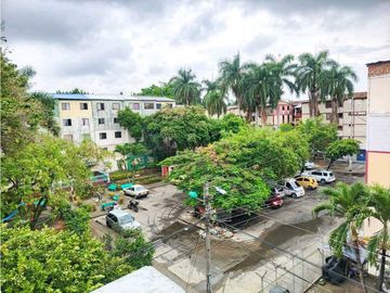SE VENDE Apartamento Piso 5 (sin ascensor) en Chiminangos I / JV