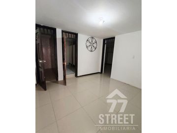CASA EN CIUDAD JARDIN