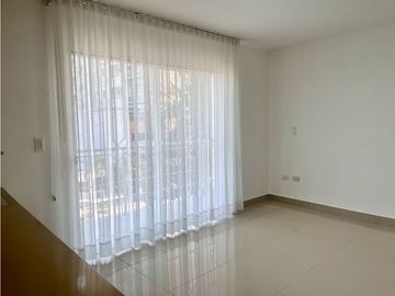 SE VENDE HERMOSA CASA EN LOS ALPES