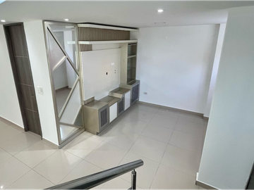 SE VENDE HERMOSA CASA EN LOS ALPES