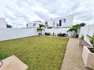 Casa en Venta, en Cholul al Norte de Mérida