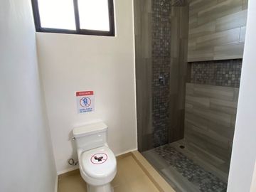 CASA EN VENTA CON RECAMARA EN PLANTA BAJA EN PRIVADA CUMBRES NOVO NORTE
