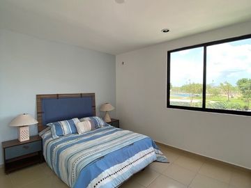 CASA EN VENTA CON RECAMARA EN PLANTA BAJA EN PRIVADA CUMBRES NOVO NORTE