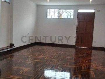 Alquiler  departamento de 70 m² en San Isidro