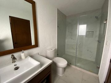 Casa en Renta en Club de Golf los Encinos
