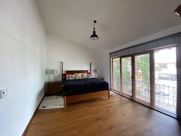 Casa en Renta en Club de Golf los Encinos