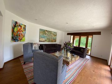 Casa en Renta en Club de Golf los Encinos