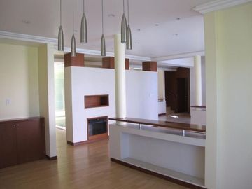 Casa en renta en Club de Golf Los Encinos Lerma