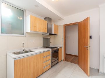 Departamento en venta en Martinez, 4 ambientes con balcón.