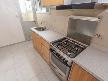 Departamento en venta en Martinez, 4 ambientes con balcón.