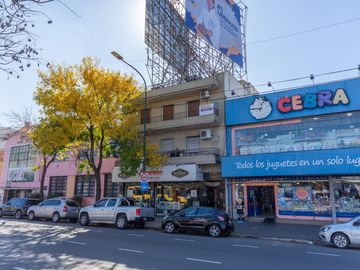 Departamento en venta en Martinez, 4 ambientes con balcón.