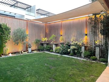 DRA ELOÍSA DÍAZ/MANQUEHUE SUR, LAS CONDES, SANTIAGO.