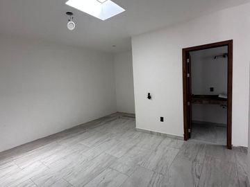 Casa en fraccionamiento residencial puerta de hierro