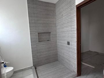 Casa en fraccionamiento residencial puerta de hierro