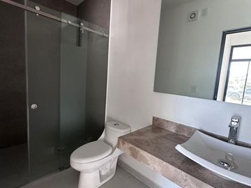 Casa en  residencial puerta de hierro