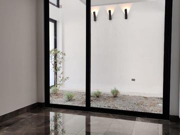 Casa en  RESIDENCIAL PUERTA DE HIERRO
