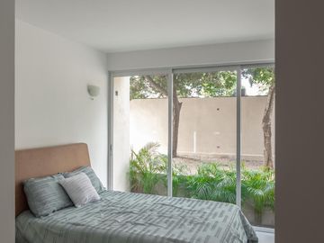 Departamento de 2 recámaras con amenidades en venta en Chuburná, Mérida