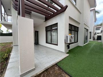 VENTA DE CASA EN PANAMA PACIFICO - PH NATIVA