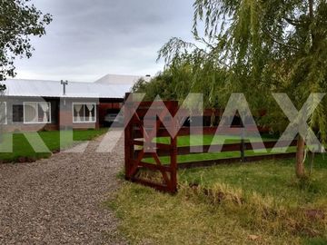 VENTA CASA 3 DORM.VILLA EL CHOCON.LAS HUELLAS
