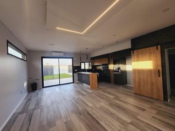 Venta Casa 3 dorm en Pozo Egipto y Portugal, Rincon del Rio , Neuquen