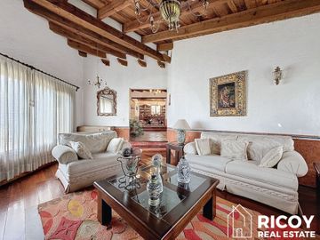 Casa en venta en Fraccionamiento Colinas del Bosque