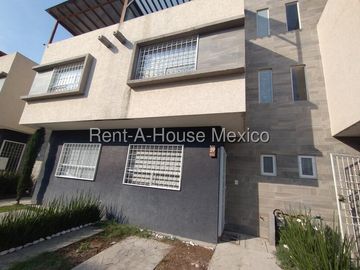 Casa en Venta en Villas de Cuautitlan Cuautitlan MA 25-1322