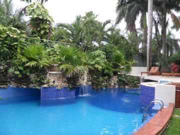 Casa en Venta en Residencial Villa Magna en Cancún 5 recámaras Coldwell Banker