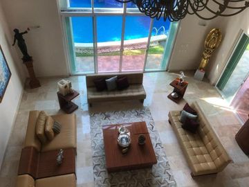 Casa en Venta en Residencial Villa Magna en Cancún 5 recámaras Coldwell Banker